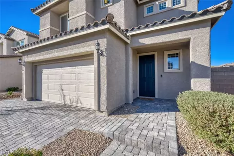 9061 Field Maple St, Las Vegas, NV 89178