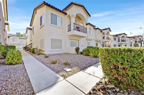 4911 Black Bear Rd #104, Las Vegas, NV 89149