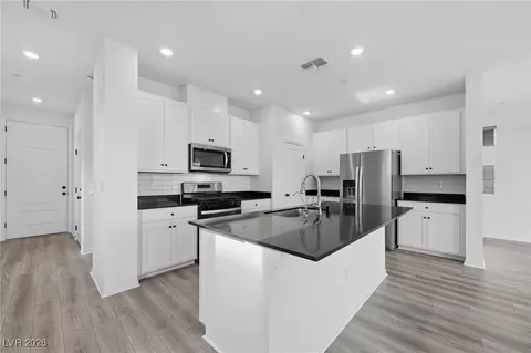 9928 Alpine Style Dr, Las Vegas, NV 89166