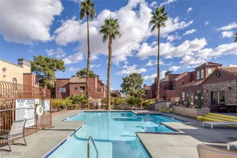 4050 Pacific Harbors Dr #216, Las Vegas, NV 89121