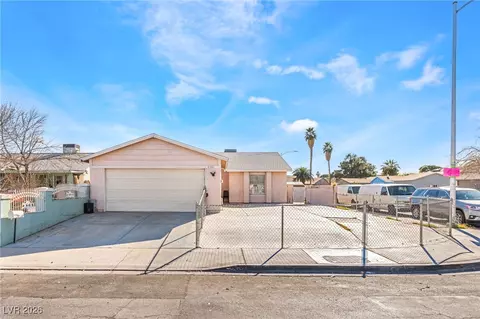 4501 Queen Angel Ct, Las Vegas, NV 89110