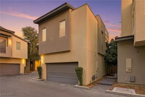 11399 Gravitation Dr, Las Vegas, NV 89135