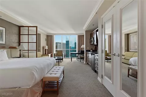 135 E Harmon Ave #2419, Las Vegas, NV 89109