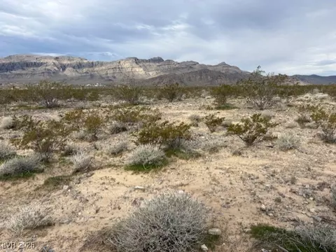 6850 N Blagg Rd, Pahrump, NV 89060