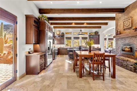 Kitchen - 26425 Park St, Nelson, NV 89005 photo 10 of 10