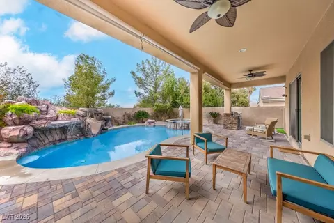 11 Stonemark Dr, Henderson, NV 89052