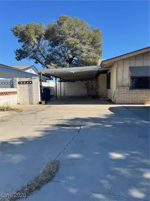 3200 Silver Saddle St, Las Vegas, NV 89169