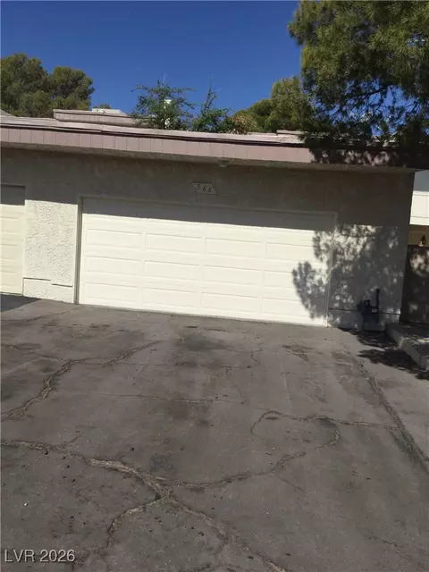 566 Jane Ln, Henderson, NV 89015
