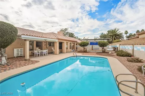 6324 Canyon Ridge Dr, Las Vegas, NV 89108