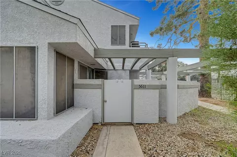5611 Vineyard Ln #10, Las Vegas, NV 89110