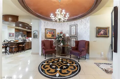 9101 Alta Dr #305, Las Vegas, NV 89145