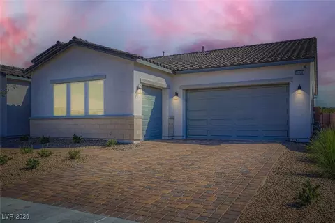 7038 Silver Palace St, Las Vegas, NV 89131