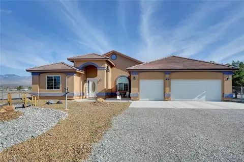 1401 Curtis Ct, Pahrump, NV 89048