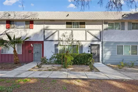 611 Greenbriar Townhouse Way, Las Vegas, NV 89121