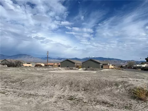 1121 S Ogden Ave, Pahrump, NV 89048
