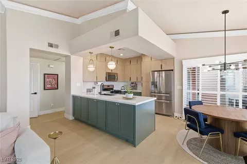 7700 Constanso Ave #203, Las Vegas, NV 89128