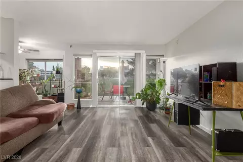 2879 Geary Pl #2813, Las Vegas, NV 89109