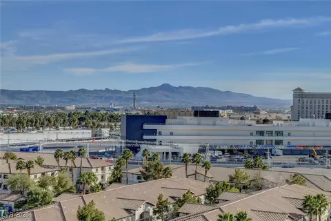 211 E Flamingo Rd #713, Las Vegas, NV 89169
