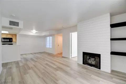 1908 High Valley Ct #105, Las Vegas, NV 89128