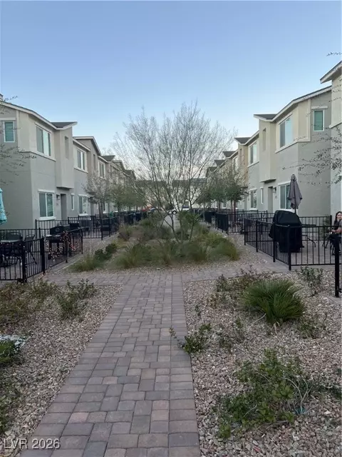 2971 Fire Cracker Red St, Las Vegas, NV 89122