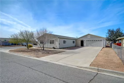 729 Lillian Condie Rd, Overton, NV 89040