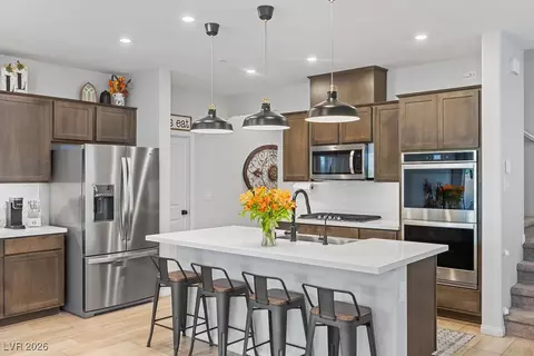 10941 Oregano Ave, Las Vegas, NV 89166