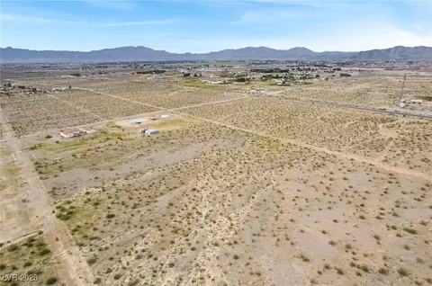 2911 N Morales Ln, Pahrump, NV 89060