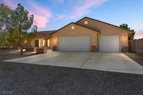 901 Laguna St, Pahrump, NV 89048