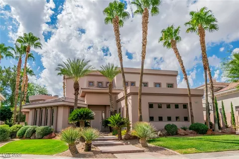 10005 Bow Ridge Ct, Las Vegas, NV 89145