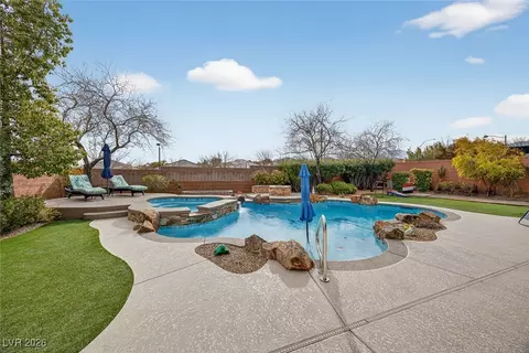 10239 Dove Row Ave, Las Vegas, NV 89166