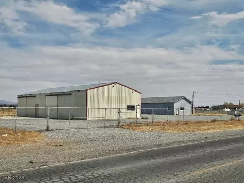 867 S Linda St, Pahrump, NV 89048