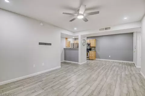 7885 W Flamingo Rd #1061, Las Vegas, NV 89147