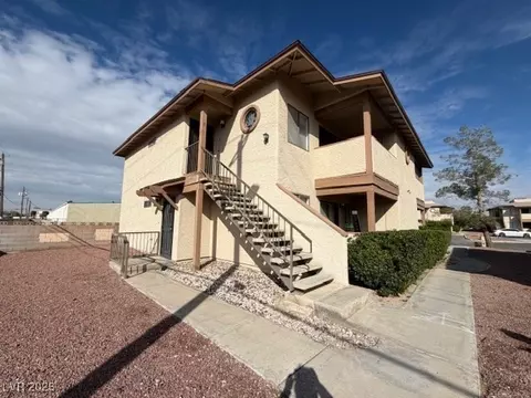 3720 Snorkel Cir #D, Las Vegas, NV 89108