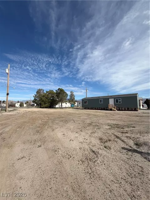 60 W Comstock Circle St, Pahrump, NV 89048