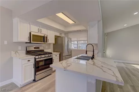 5320 Duralite St #104, Las Vegas, NV 89122