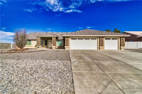 5000 Graystone Dr, Pahrump, NV 89061