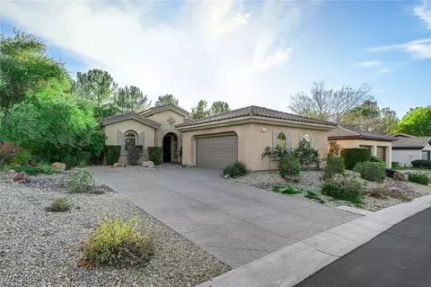 11 Fountainhead Cir, Henderson, NV 89052