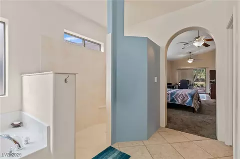 Entry Way - 1418 Palm Dr, Laughlin, NV 89029 photo 5 of 7