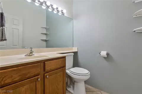 Bath - 1418 Palm Dr, Laughlin, NV 89029 photo 4 of 4
