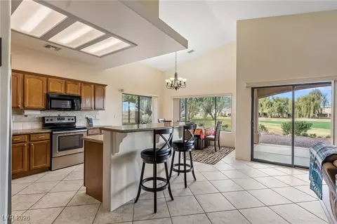 Kitchen - 1418 Palm Dr, Laughlin, NV 89029 photo 1 of 6