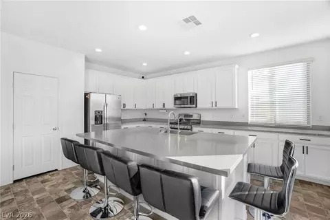 5725 Saltrock Grove St, North Las Vegas, NV 89081