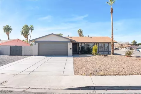49 Del Amo Dr, Las Vegas, NV 89110
