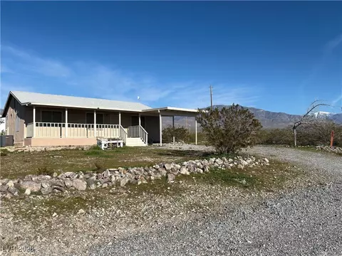 6311 N Red Planet Ln, Pahrump, NV 89060