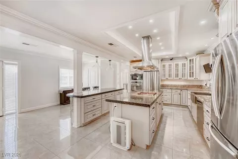 1450 Comstock Dr, Las Vegas, NV 89106