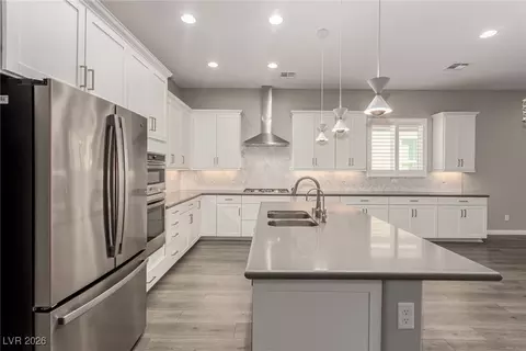 125 Rhodium Ave, Las Vegas, NV 89183