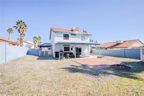 Exterior - 3095 Quantana Way, Laughlin, NV 89029 photo 8 of 10