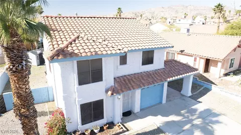 Exterior - 3095 Quantana Way, Laughlin, NV 89029 photo 4 of 10