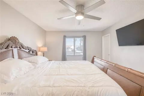 Bedroom - 3095 Quantana Way, Laughlin, NV 89029 photo 2 of 15