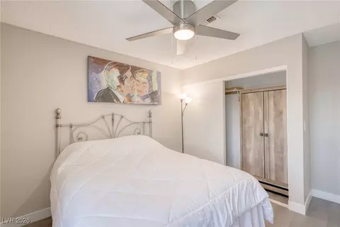 Bedroom - 3095 Quantana Way, Laughlin, NV 89029 photo 7 of 15