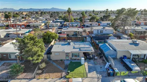 3693 Hilo Ave, Las Vegas, NV 89104